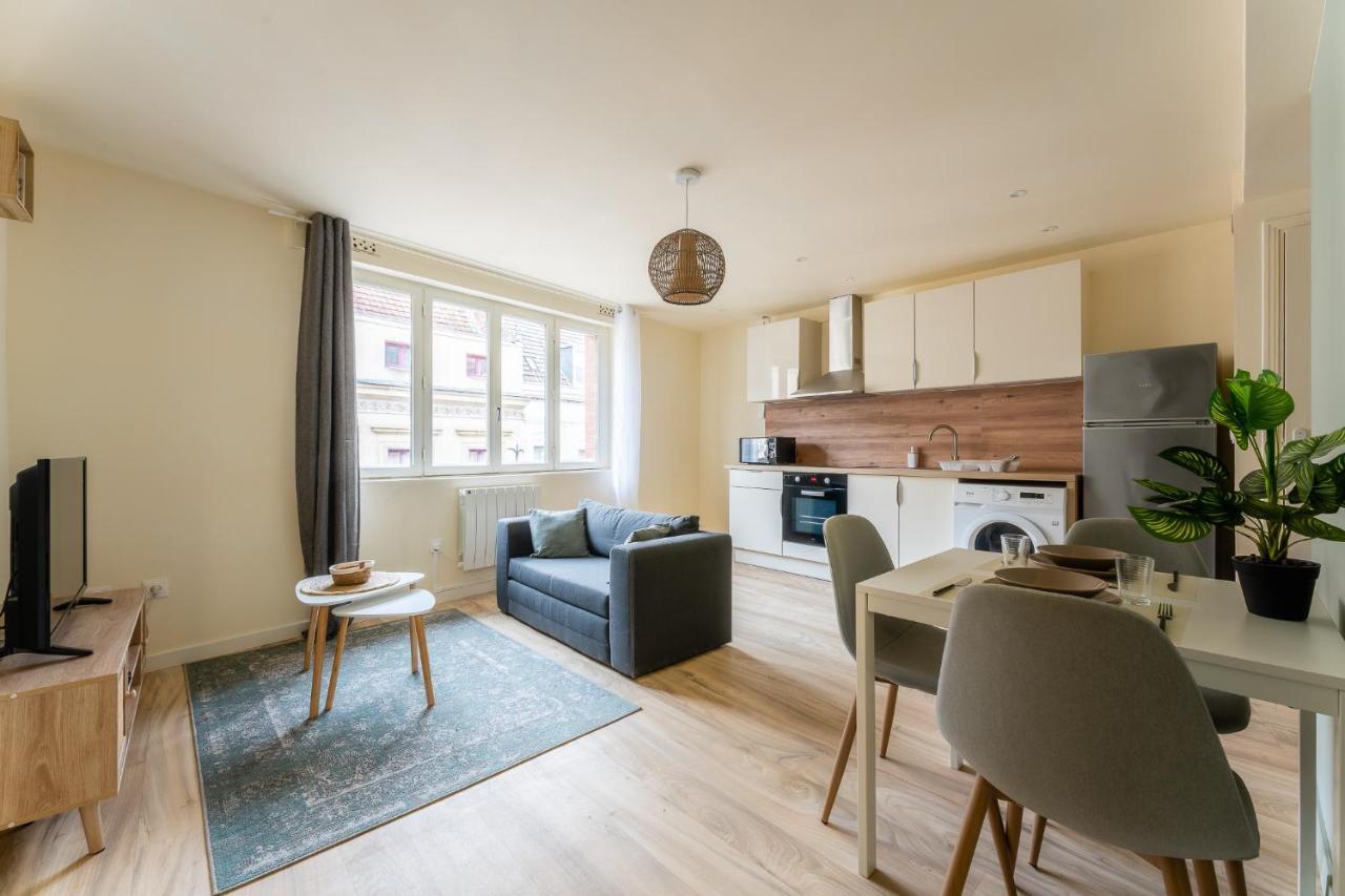 Le Chic - Appartement Elegant & Cosy En Hyper-Centre De Douai Exterior photo